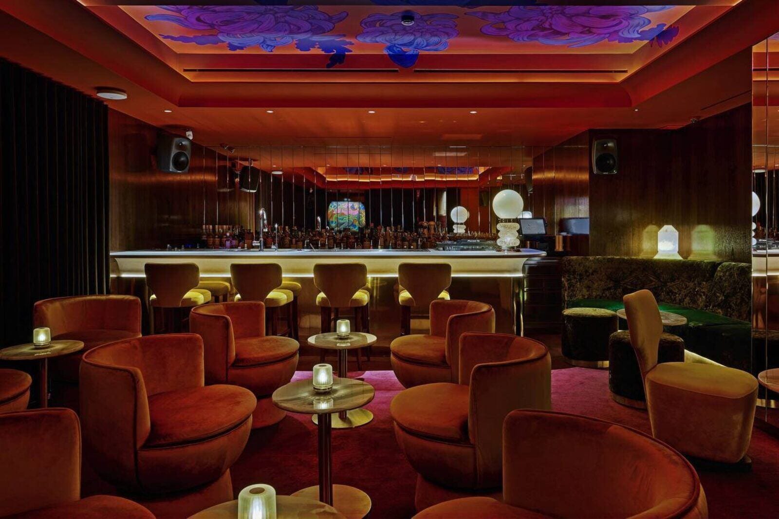 Bar room — секретный бар в цоколе